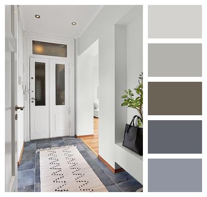Real Estate Carpet Hallway Image